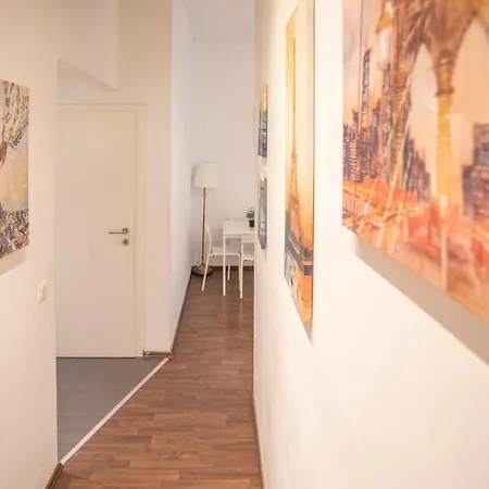 Deluxe City Center Studio Apartamento