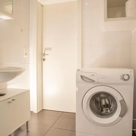 Deluxe City Center Studio Apartamento *