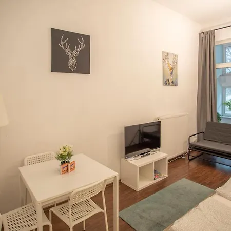 Deluxe City Center Studio Apartamento *